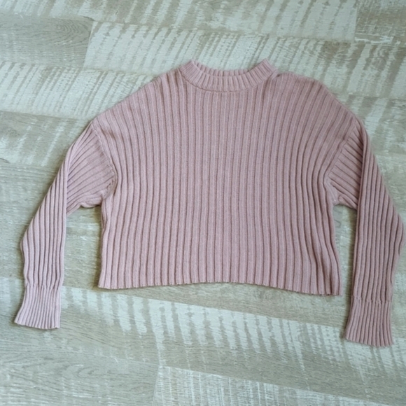 AEO Cropped Crew Neck Knit Sweater - Picture 8 of 13